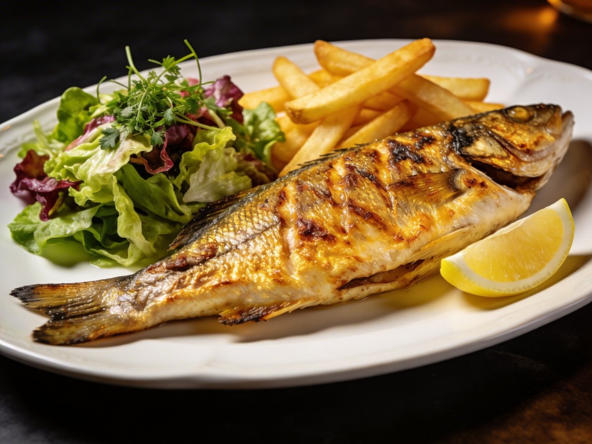 Filé de Tilápia c/ Salada 500g